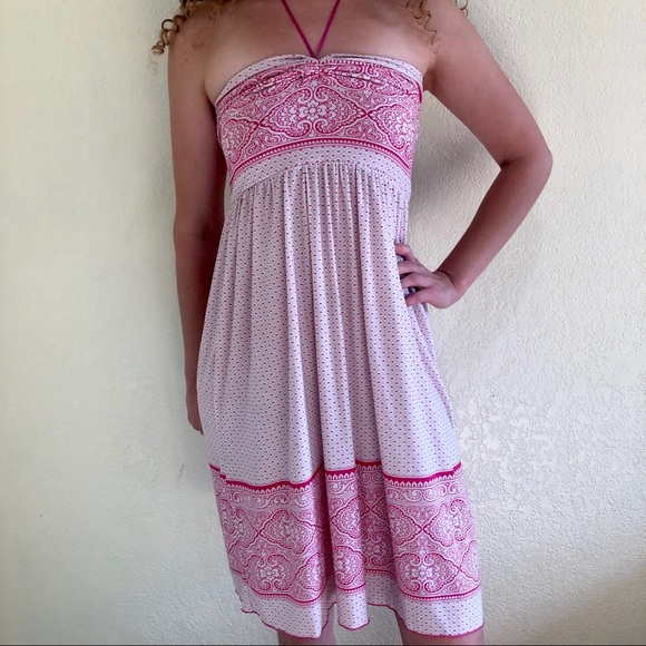 Strapless dress with pink detailing - Picture 3 of 8